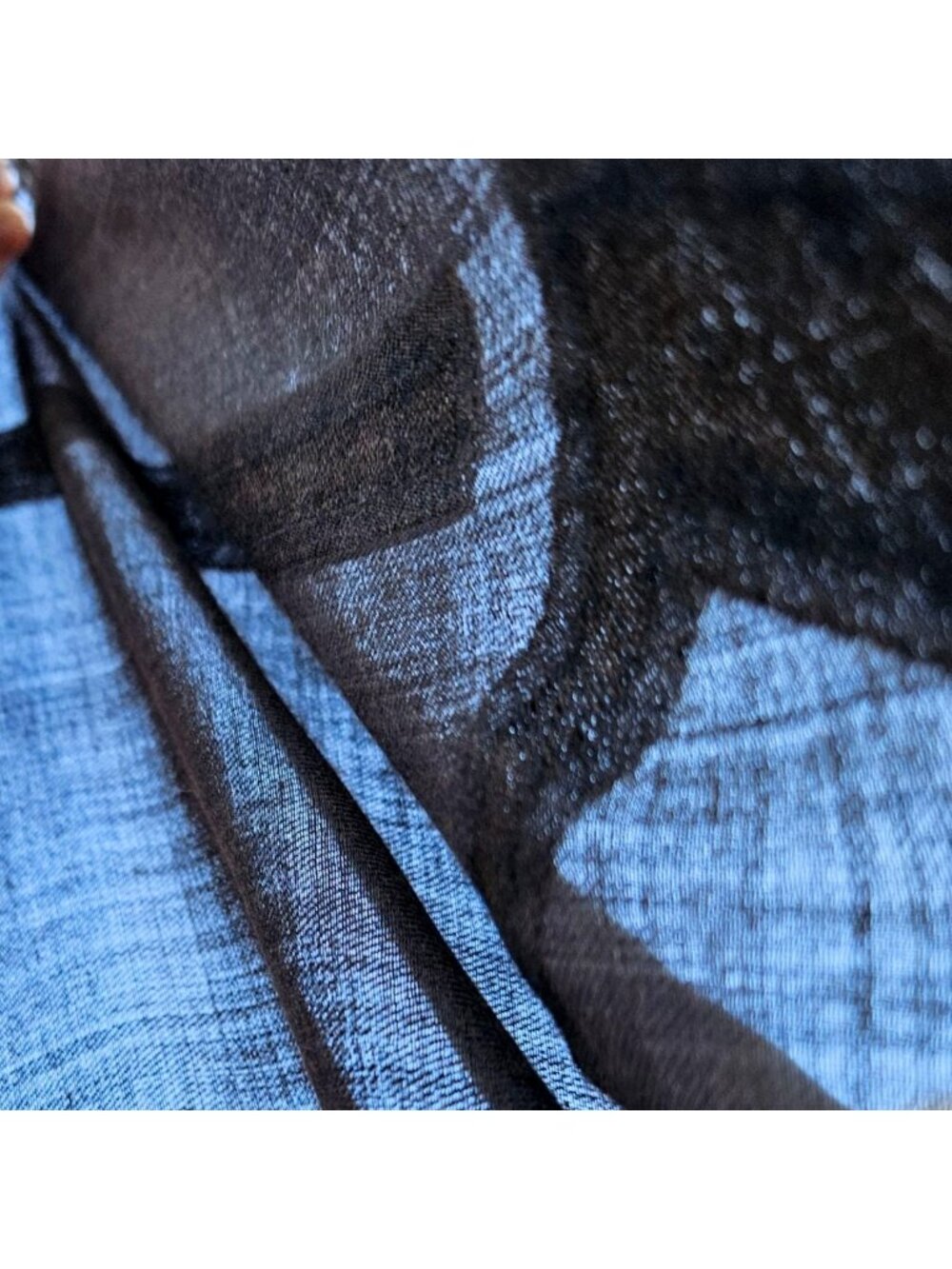 Vintage Valentino Cashmere Silk Shawl Wrap Espresso Brown Fringe 60x58 - Picture 3 of 14